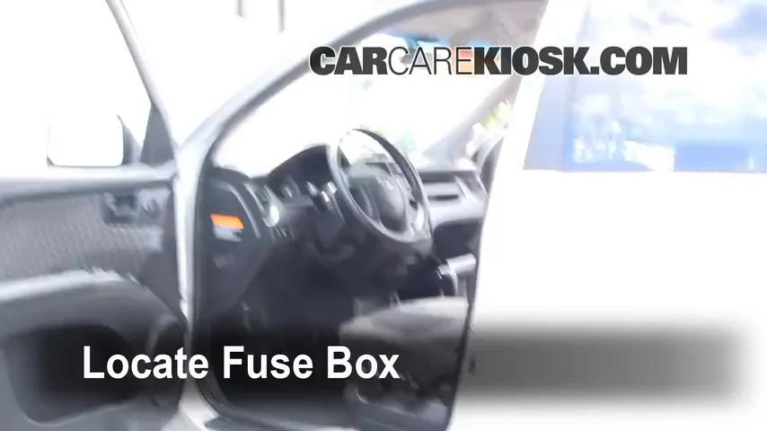 2008 Kia Sportage LX 2.0L 4 Cyl. Fuse (Interior)